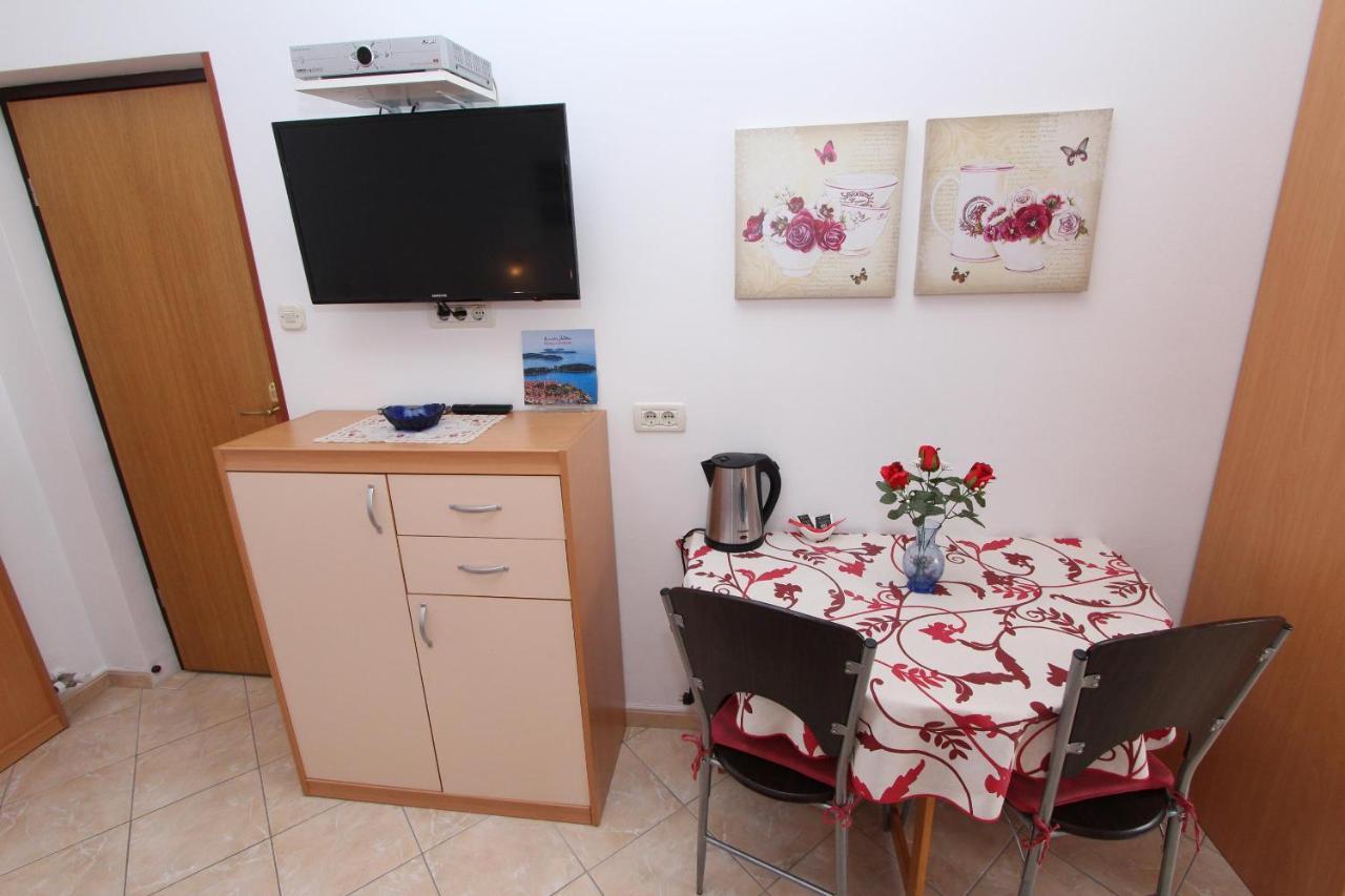 Room And Apartment Lea Rovinj Værelse billede