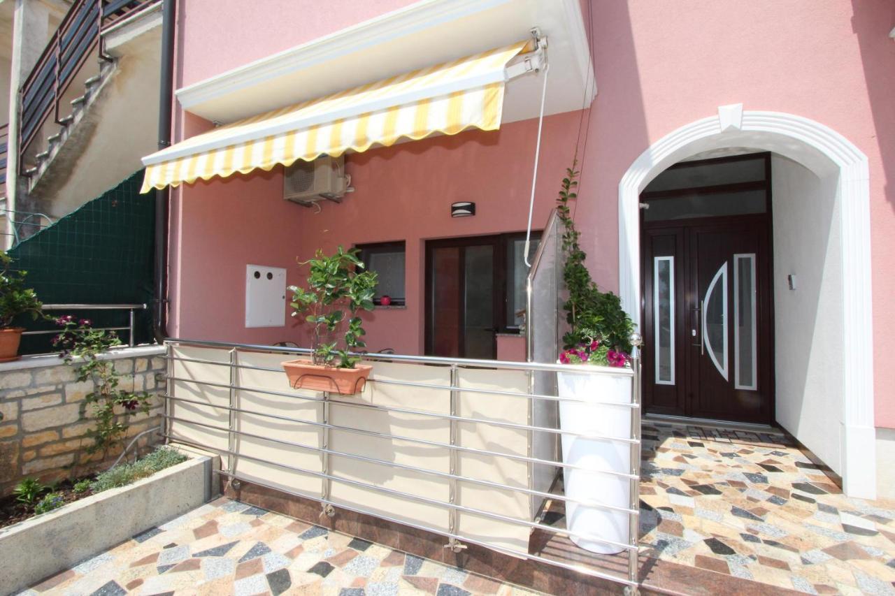 Room And Apartment Lea Rovinj Eksteriør billede